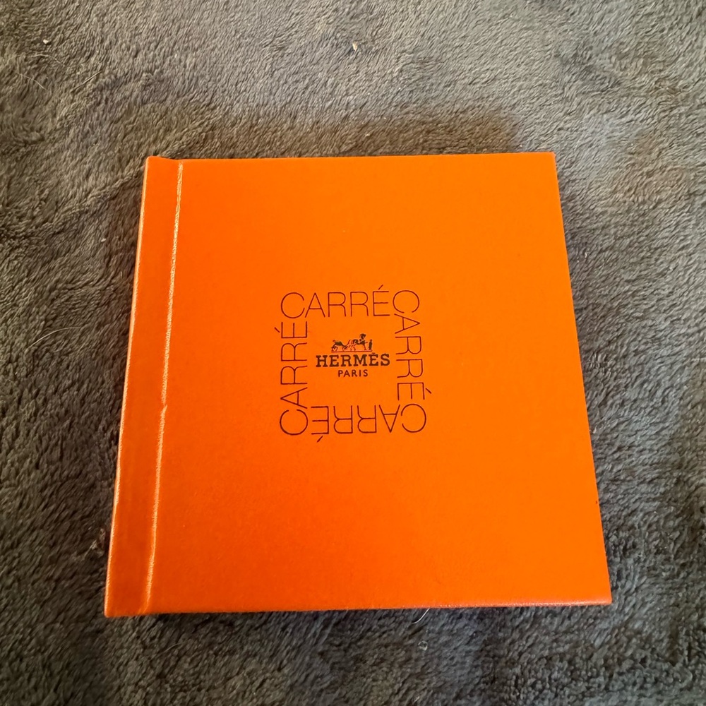 Hermes Hard Bound Carre Scarf Tying Gift Book approx 4.5x4.5”